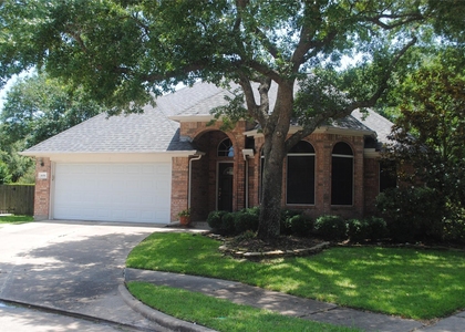 4606 Russett Lane - Photo 1