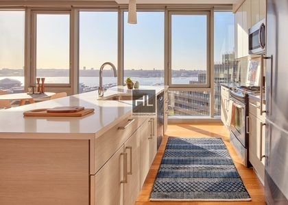 West 54th Street - Photo 1