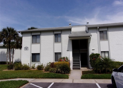 132 E Cypress Court - Photo 1