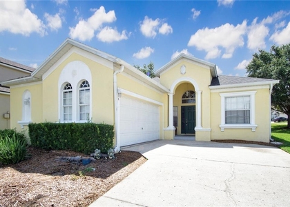 546 Pineloch Drive - Photo 1