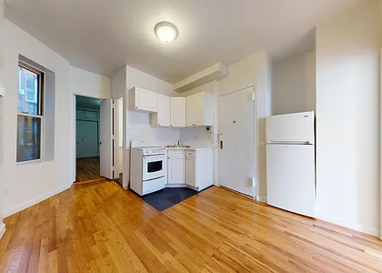 1437 First Ave - Photo 1