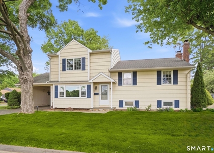 28 Ashford Road - Photo 1