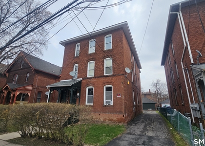 110 Babcock Street - Photo 1