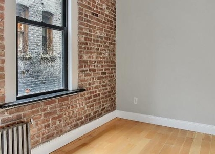 Leroy Street - Photo 1