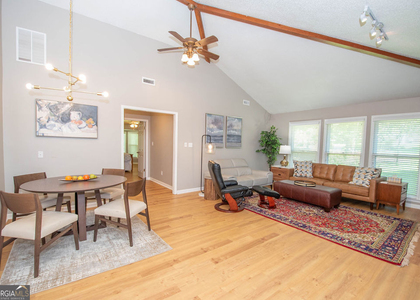 103 Burnham Rise - Photo 1
