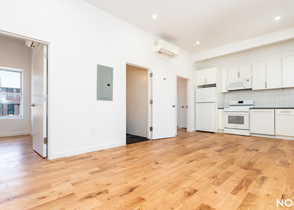 129 Graham Avenue - Photo 1