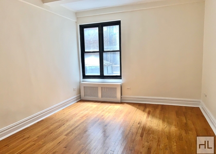 Second Avenue - Photo 1