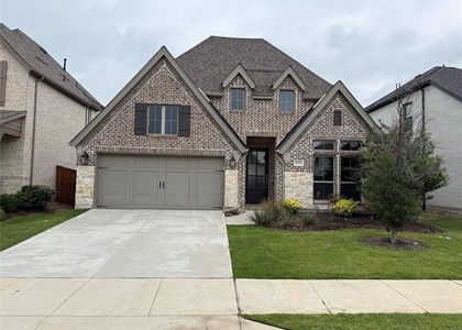 2933 Saltwood Court - Photo 1
