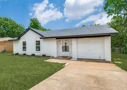 109 Sunset Drive - Photo 1
