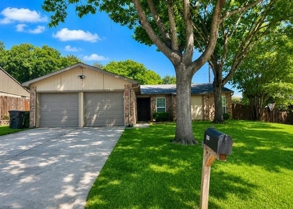 5617 Espanola Drive - Photo 1