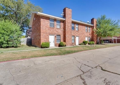 210 Rolston Road - Photo 1