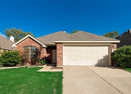 203 Cedar Creek Drive - Photo 1