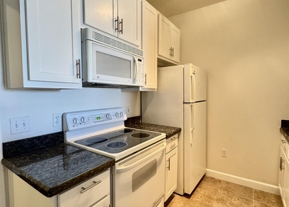 1701 E Colter Street - Photo 1