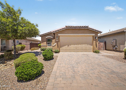 1360 W Joshua Tree Avenue - Photo 1