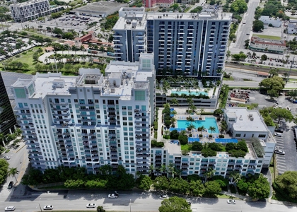 300 S Australian Avenue - Photo 1