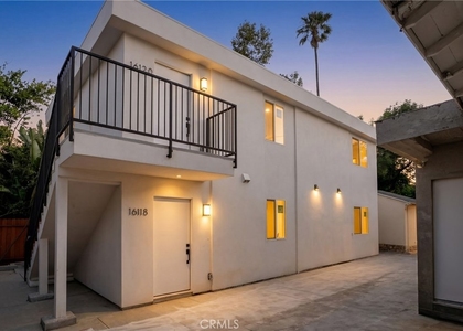 16118 Haynes Street - Photo 1