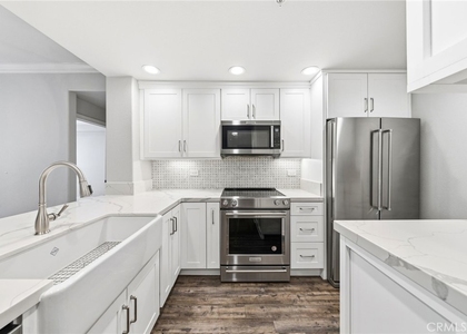 2243 Martin - Photo 1