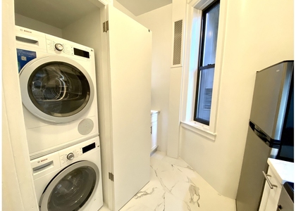 51 7th Avenue S - Photo 1