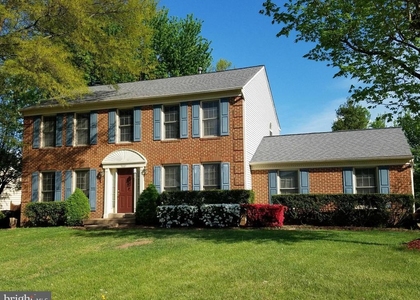 9621 Bainbridge Court - Photo 1