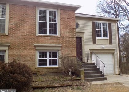 10598 Reeds Landing Circle - Photo 1