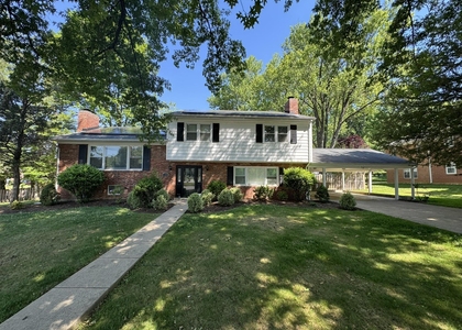 1100 Maple Avenue E - Photo 1