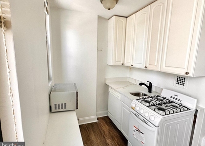 1021 Arlington Boulevard - Photo 1