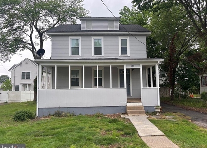 103 Pennsylvania Avenue - Photo 1