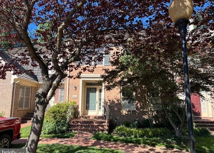 10922 Brewer House - Photo 1
