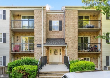 18304 Streamside Drive - Photo 1
