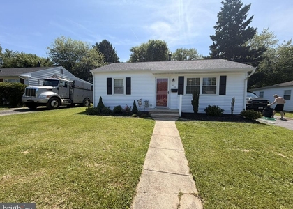8 S Reed Street - Photo 1