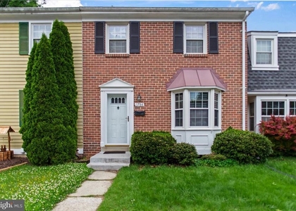 1754 Castleford Square - Photo 1