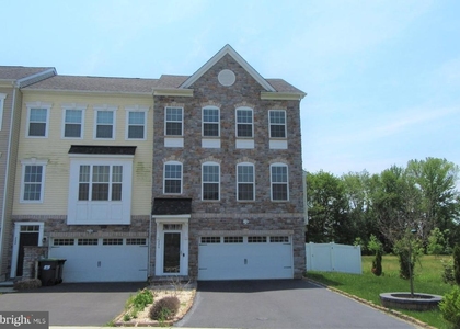 220 Jenny Drive - Photo 1