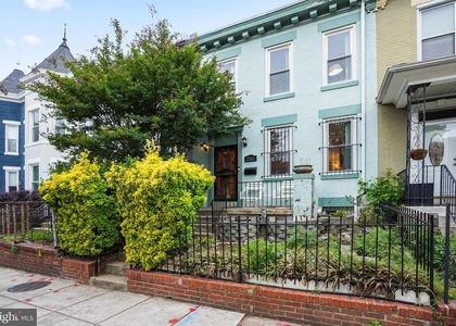 1540 1st Street Nw - Photo 1