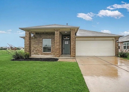 1011 Pembroke Ct - Photo 1