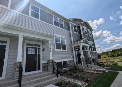 1085 Atterberg Road - Photo 1
