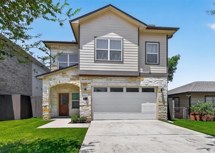 2211 Silverbonnet Street - Photo 1