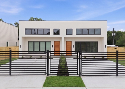 8205 Calhoun Road - Photo 1