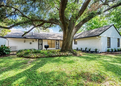 5027 Darnell Street - Photo 1