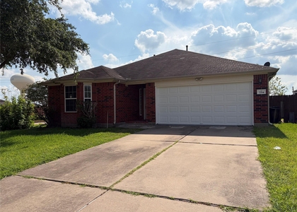 7214 Crescent Mills Drive - Photo 1