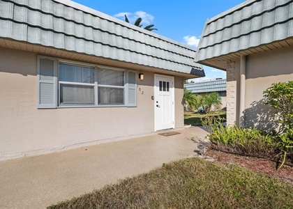 1802 Bedford Terrace - Photo 1