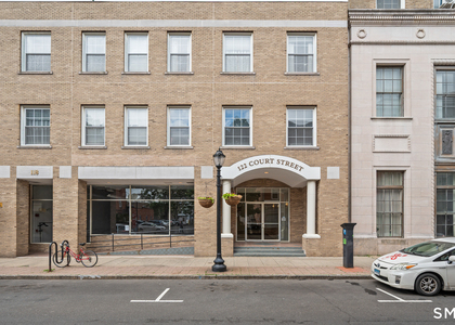 124 Court Street - Photo 1