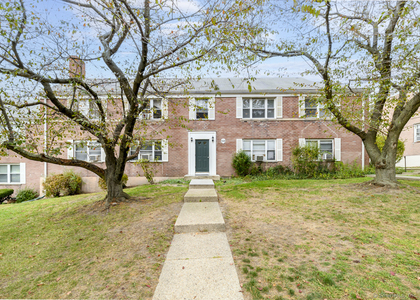 1046 Main Street - Photo 1