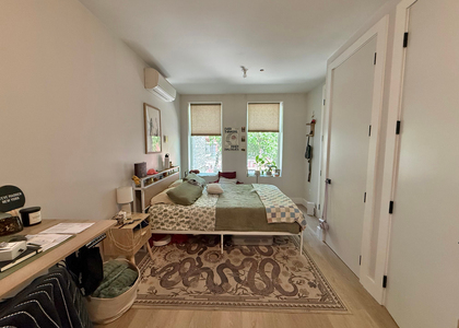 725 Dekalb Avenue - Photo 1