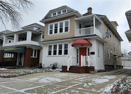 307 Sterling Avenue - Photo 1