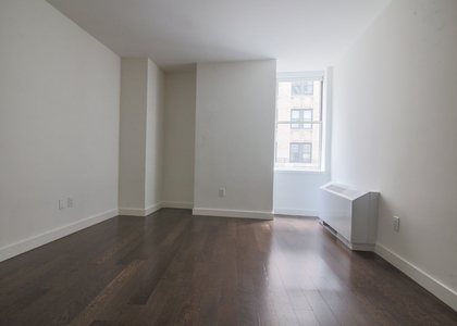 116 John Street, 1602 - Photo 1