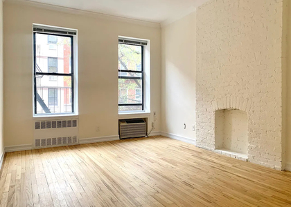 83rd Street/2nd Avenue - Photo 1