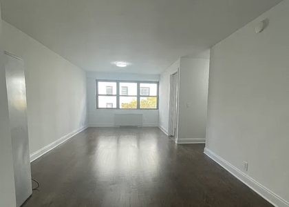 East 89th Street - Photo 1
