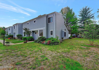 13 Helene Court - Photo 1