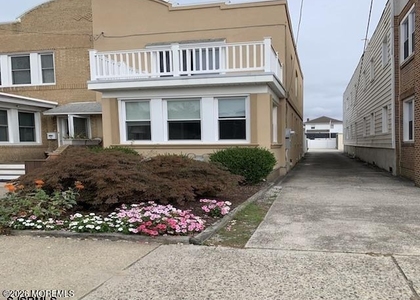 11 N New Haven Avenue - Photo 1