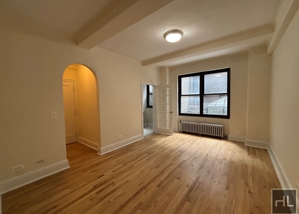 Second Avenue - Photo 1